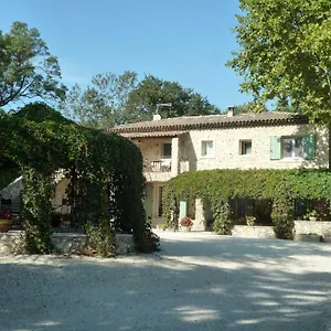 Mas De L'ile Bed & Breakfast